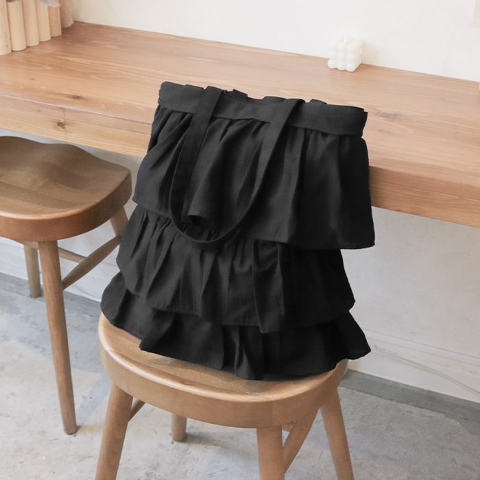 frill tote / black